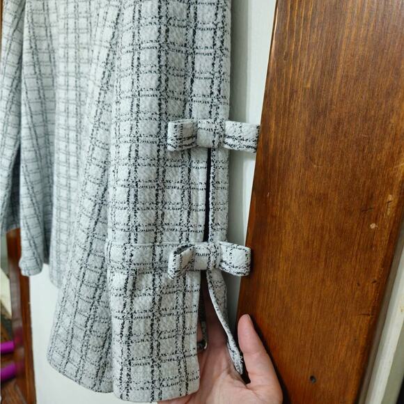 Karl Lagerfeld Black/White Checkered Window Pane 3/4 Sleeve Bow Knit Top Size M - Picture 3 of 7